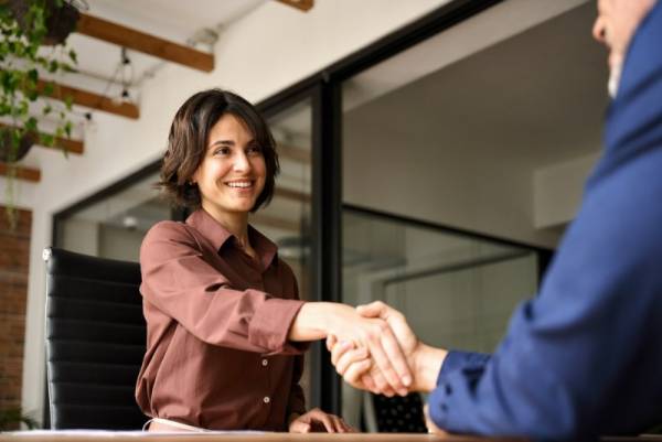 Clauses suspensives fonds de commerce : protégez votre transaction efficacement