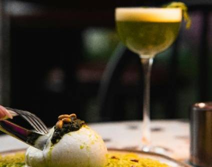  Charmant restaurant idéalement situé dans le Vieux Lille – Opportunité à saisir !