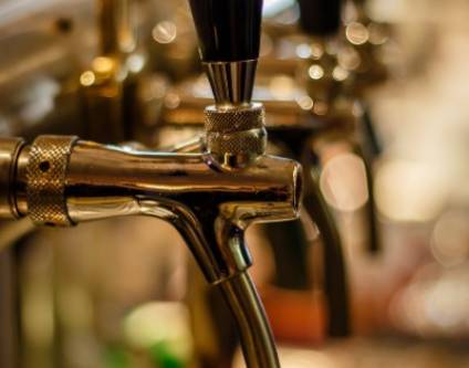 Charmant bar-restaurant dans la Pévèle avec terrasse privée et logement de fonction