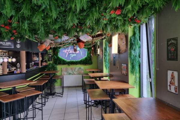 BAR A COCKTAILS 