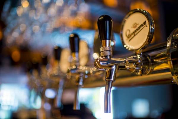  Bar Brasserie au cœur de Cambrai ! 