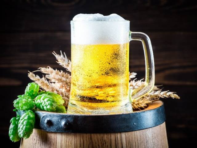 À VENDRE – BAR ENTIÈREMENT RÉNOVÉ – IDÉAL PREMIÈRE AFFAIRE