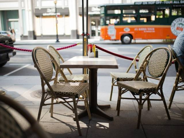 À VENDRE : Superbe restaurant – Emplacement premium