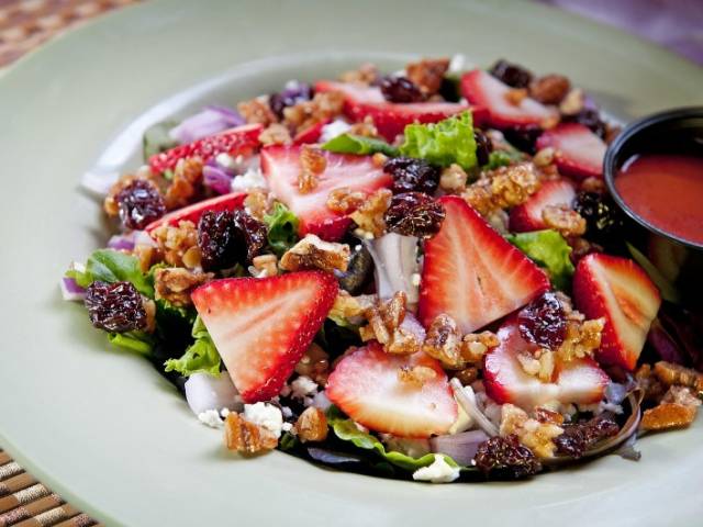 RESTAURANT D’EXCEPTION FACE À LA MER – ADRESSE RARE