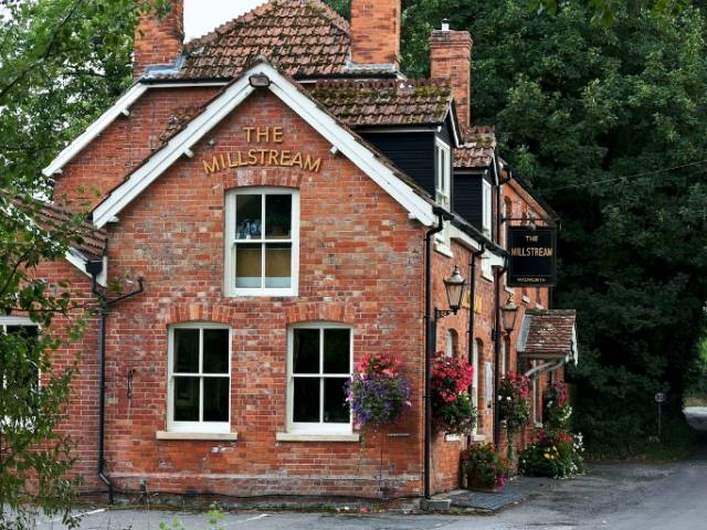 À VENDRE – CAFÉ AU CŒUR DES FLANDRES
