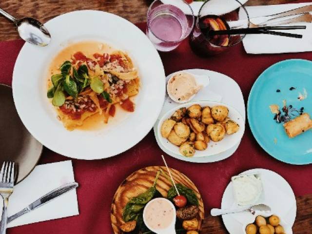  Restaurant Lumineux sur Axe Passant !