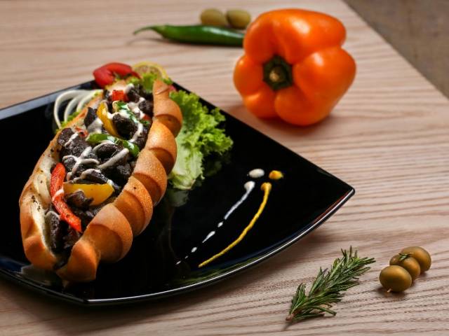 Sandwicherie dynamique dans un quartier étudiant