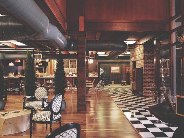 À VENDRE – BRASSERIE DE CARACTÈRE DANS LE VIEUX-LILLE