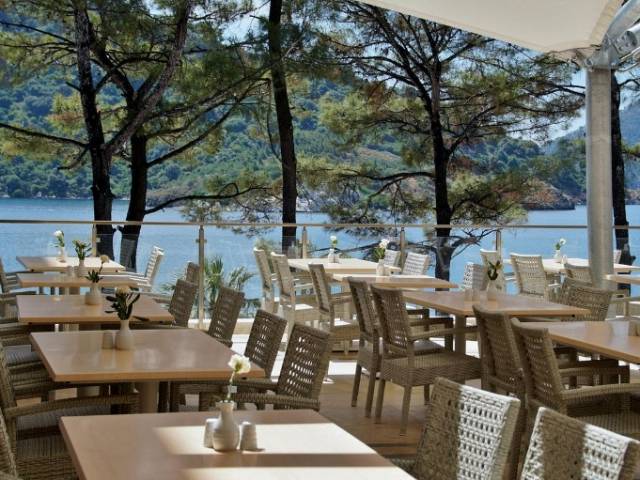 CESSION RESTAURANT PRESTIGE – VIEUX PORT DE CANNES