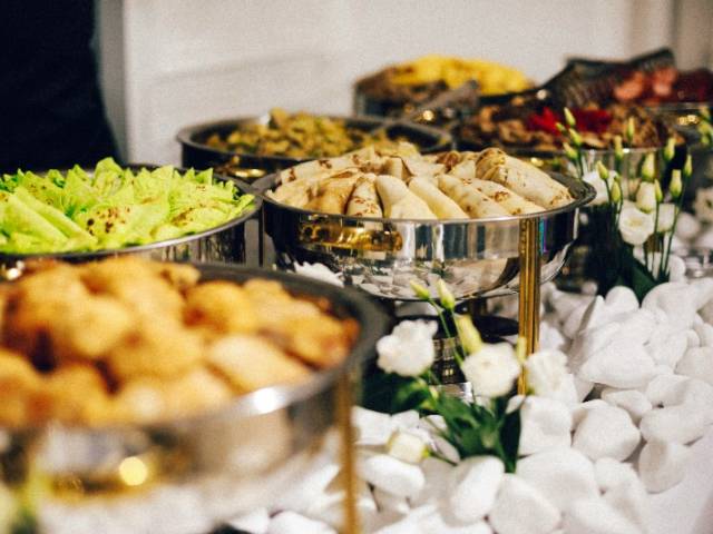 À CÉDER – SOCIÉTÉ DE RESTAURATION – 10 SALARIÉS – 200 PLACES